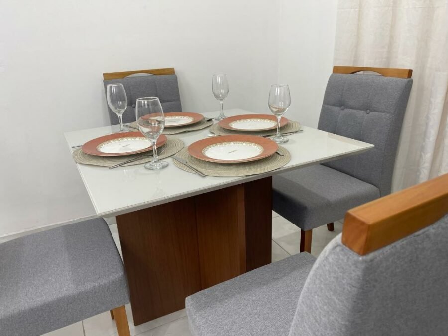 Mesa de Jantar Helo 0.90×0.90 Com 4 Cadeiras – Mel/Off White - Imagem 4