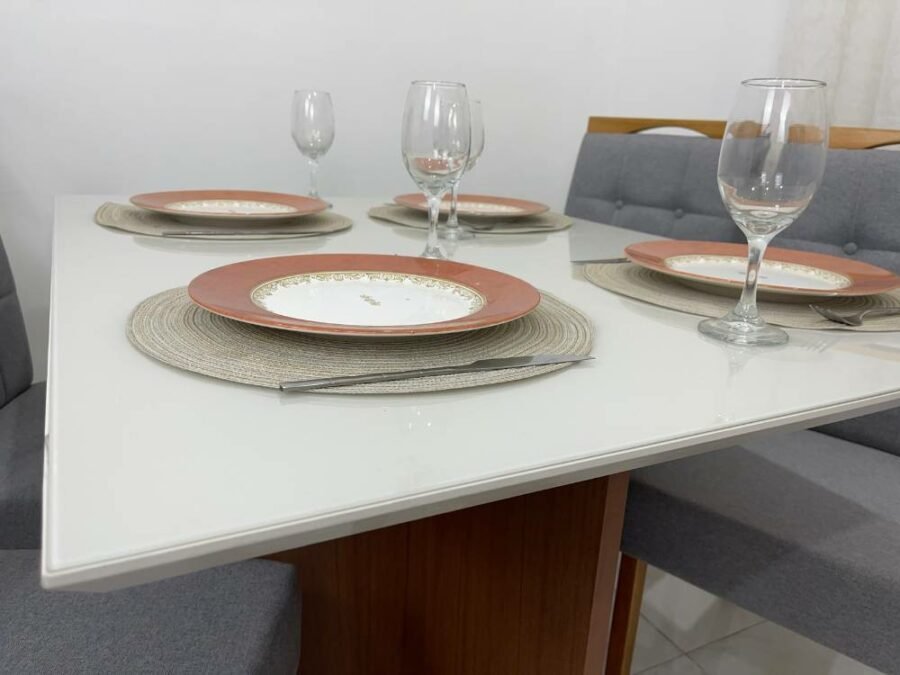 Mesa de Jantar Helo 0.90×0.90 Com 4 Cadeiras – Mel/Off White - Imagem 2
