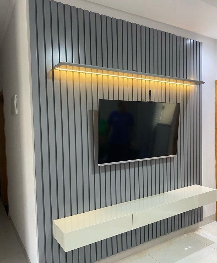 PAINEL RIPADO 230 COM LED, CÔR CINZA